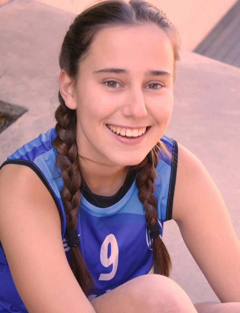 Berta Gomez, entrenadora de voley alevín