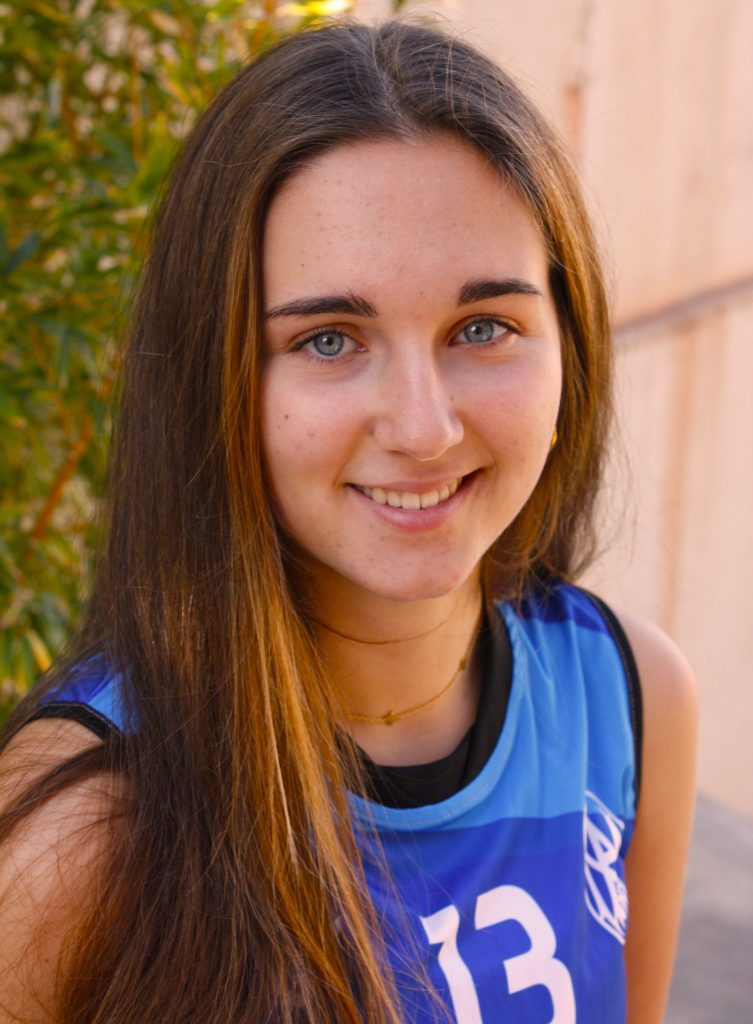 Mar Bermejo, entrenadora de voley infantil